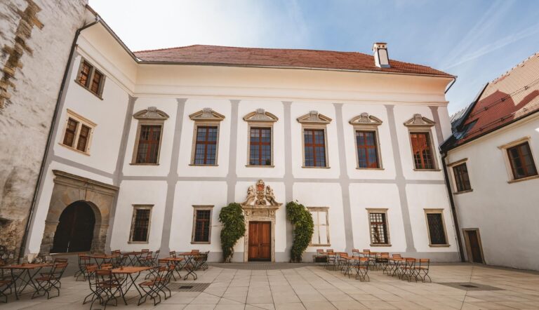 Grad Borl Borítókép